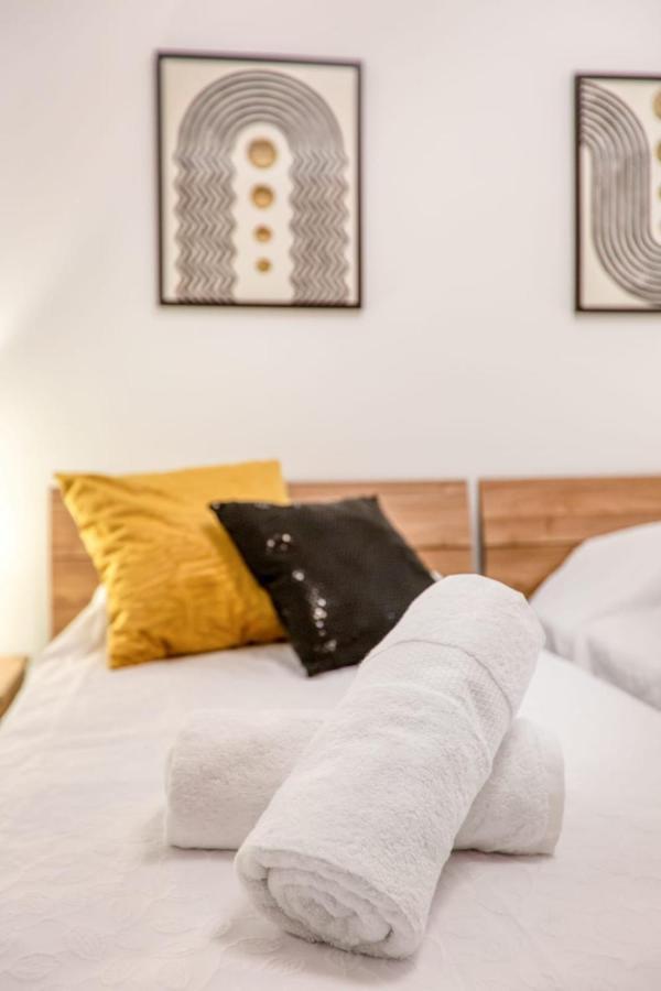 Pool Apartment Is-Swieqi ภายนอก รูปภาพ